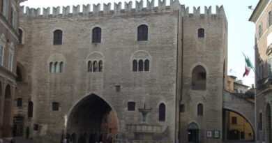 Fabriano, Palazzo del Podestà
