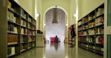 biblioteca Sassi