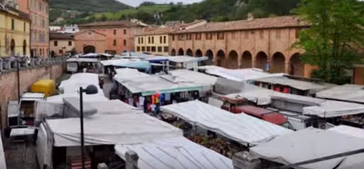 mercato piazza garibaldi