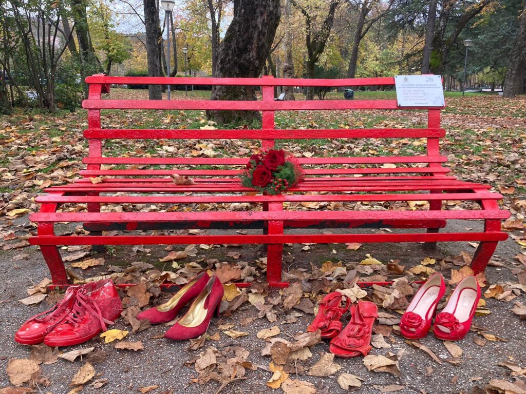 scarpette rosse fabriano