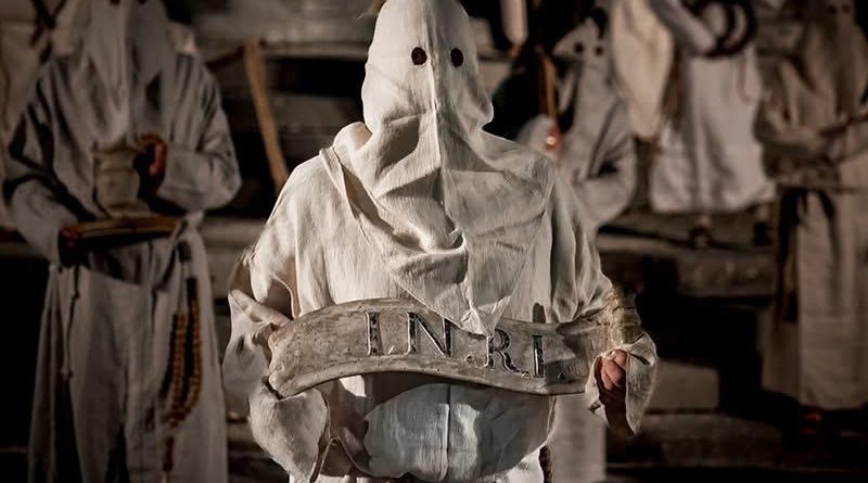 processione cristo morto sassof